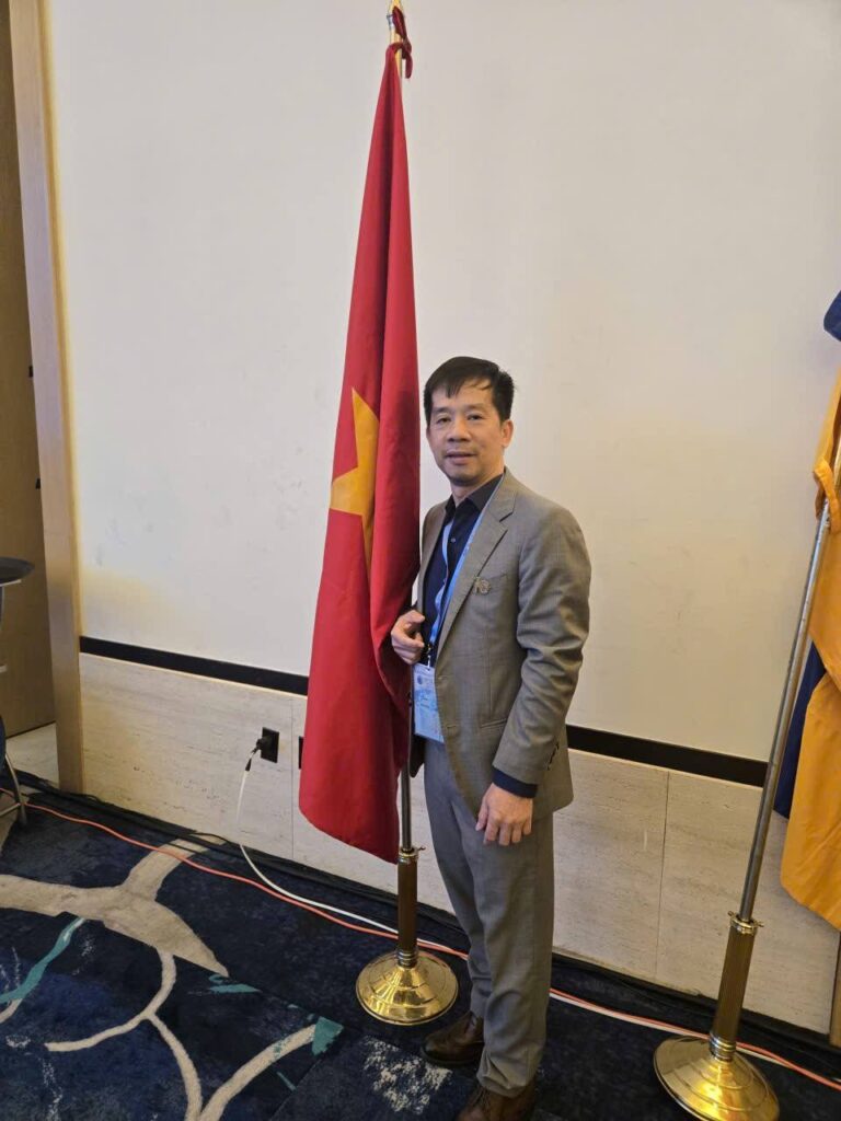 Phẫu thuật nội soi cột sống Việt Nam vươn tầm quốc tế tại WFSE 2026 – Mexico