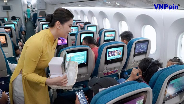9 mẹo nhỏ giúp giảm đau lưng khi đi máy bay